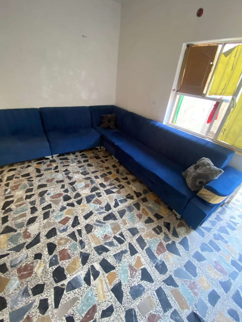 ماطور وتخم ثنينهن ب200 الف عنوان العبيدي ***********
