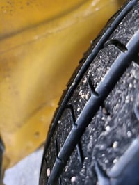 سايبه موديل ٢٠١١نفخ سياره جاهزه بيه جاملغ صبغ  ودوس معمرات شواصي جدد ك...