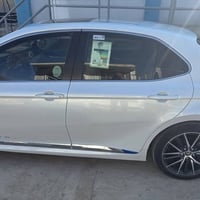 كامري 2024 خليجي هايبرد عبد اللطيف مكفوله كفاله عامه  ماشيه 25 الف   ف...