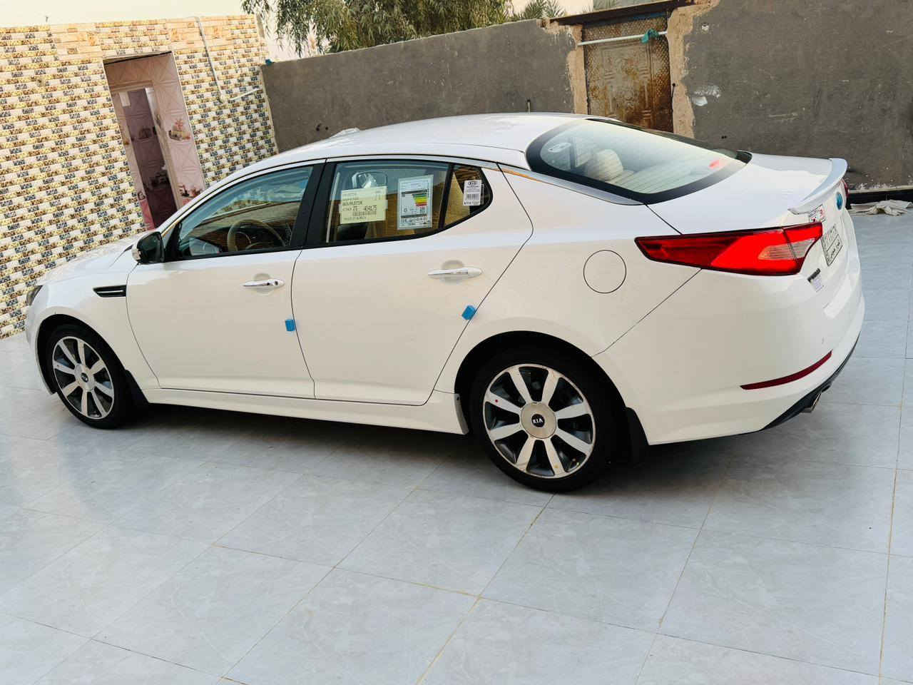 اللهم صل على محمد وال محمد 
السلام عليكم رمضان كريم 
كيا أوبتيما موديل 2013 خليجي 
فول مواصفات 1 على 1 قماره حديد 
بيه بارد بلبنيد ومقسم 
كفاله تبديل وصبغ محرك 2400 
شرط ما مفتوح مواصفات بصمه تشغل بصمه ابواب كشنات جلد بلاد 
شاشه كامره بلمرايه شفتات بلستيرن 
لد امامي وخلفي تبريد خلفي يدات نكيل داخل والخارج حساس خلفي 
مرايات شفط شاره بلمرايه ويل كب كروم محرك 2400 دوش شرط ما مفتوح بيه برغي رقم بصره مشروع وطني سنويه جديده لغايه 2029 
السعر 130 مكان السياره الناصريه 
الشراي يتصل ***********
