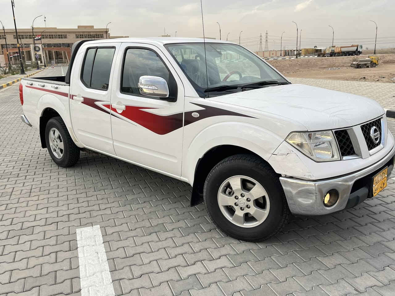 سلام عليكم نيفاره مديل 2013 كفاله ضربه وصبق وتبديل رقم أربيل تريد تحويل او وكاله مكينه وكير جدد تخم تاير حداديه جديده تبريد ثلج كهربائيات عامه شغاله  السياره جاهزه من كلشي السعر 108 وبيه مجال رقم الهاتف *********** العنوان البصره
