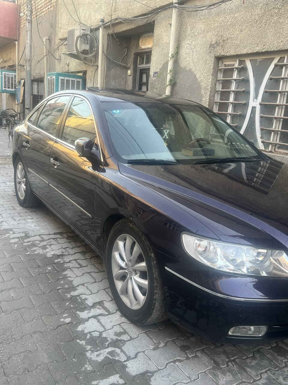 السلام عليكم ازيرا 2007 خليجي مصبوغة عام جمالية حادثها باللغد خفيف ماواصل شاصي ولا جوه سنوية باسمي 2027 رقم انكليزي بغداد كير ومكينة مكفول تحويل ثاني يوم السعر 78 وبيها مجال بسيط سيارة يرادلها ترتيب واشرات قبق ولفات وبيها طبك كهربائي بسيط مكاني بغداد ***********
