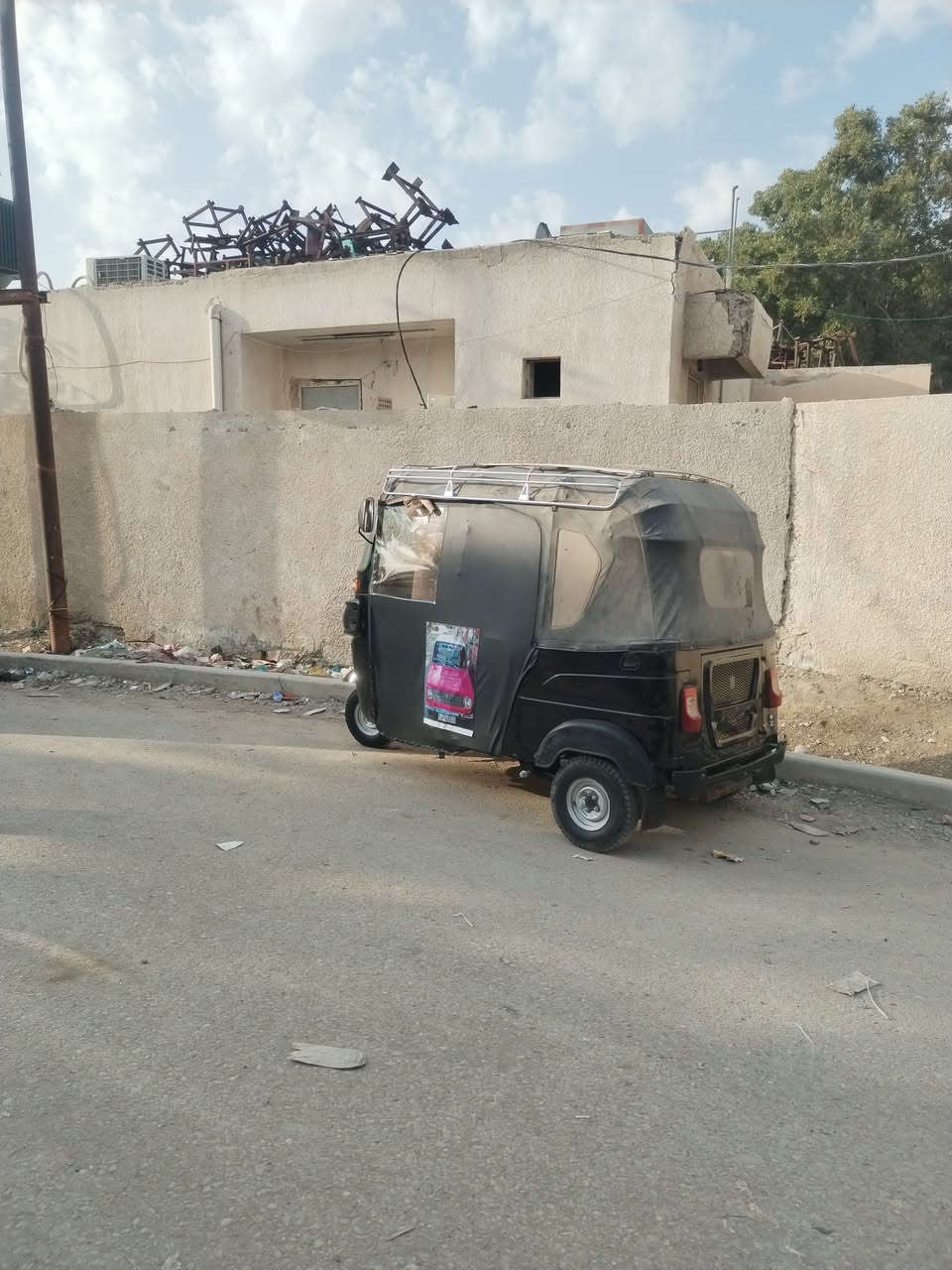 سلام عليكم تكتك 22 البيع بيهة طخة خفيفة جوة البك ليت تكتك خير من لله ماناقصهة شي بكاني بوب شام رقم كربلاء بسمي تحويل ثاني يوم سعر 8 ***********
