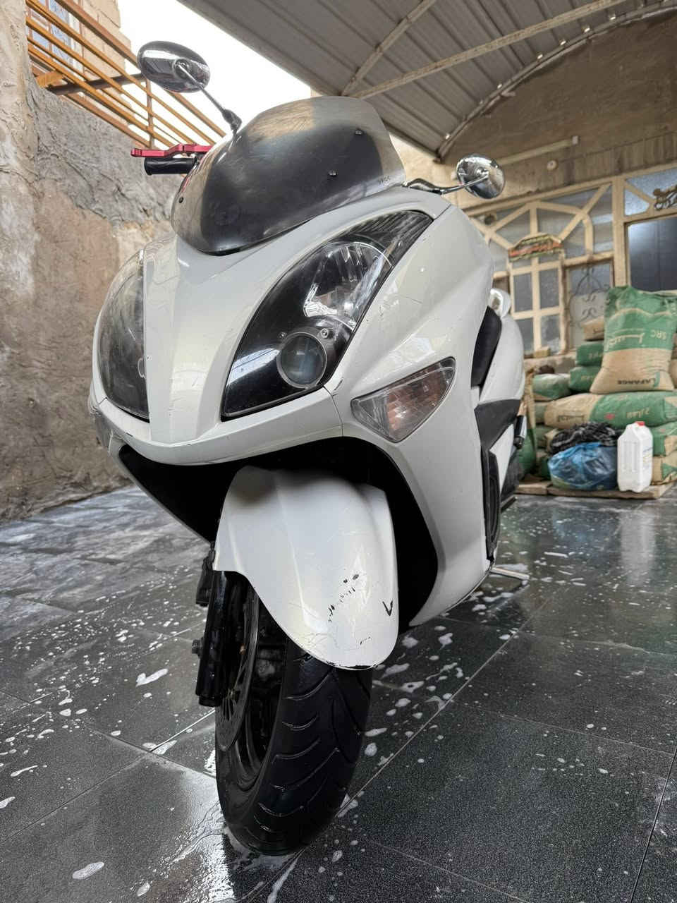 سلام عليكم
ماجسته للبيع فول تخبل ماعوزه شي 
عنوان نجف ***********
