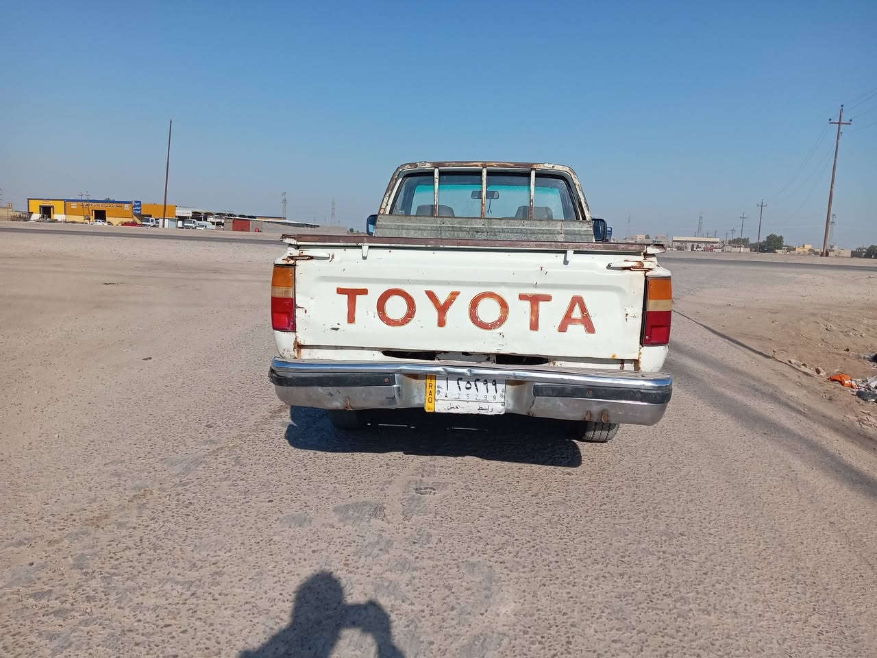 سلام عليكم بيكم للبيع موديل 1994 مكفوله من صبق وال ضره شاصي محرك كروسيده لا تنقيص ولا تبخير تخم تاير كرهبيات كله شقاله رقم وسط بسمي تريد تحويل تريد وكله سياره حله من صوره تجي وشوف مكاني ذيقار رفاعي السعر 57 وبيه مجال الشراي نتصال ***********
