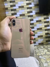 إكس ماكس ذاكرة 256  بطارية 81  شرق اوسط  دبل شريحة ZA  اللون الذهبي  و...