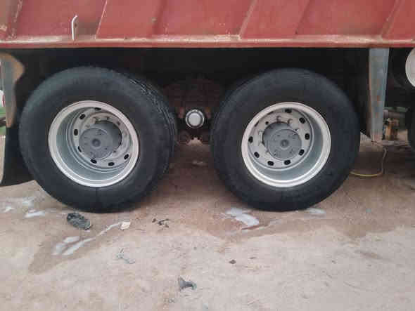 سكانيه 143 مديل 92 محرك v8 كير 5ب5 مجوعه كتر 19-26 كهربايات شقلا تايرات 24 صاج رقم انكليزي باسمي سنويه ل28 للاستفسار اتصال ***********
