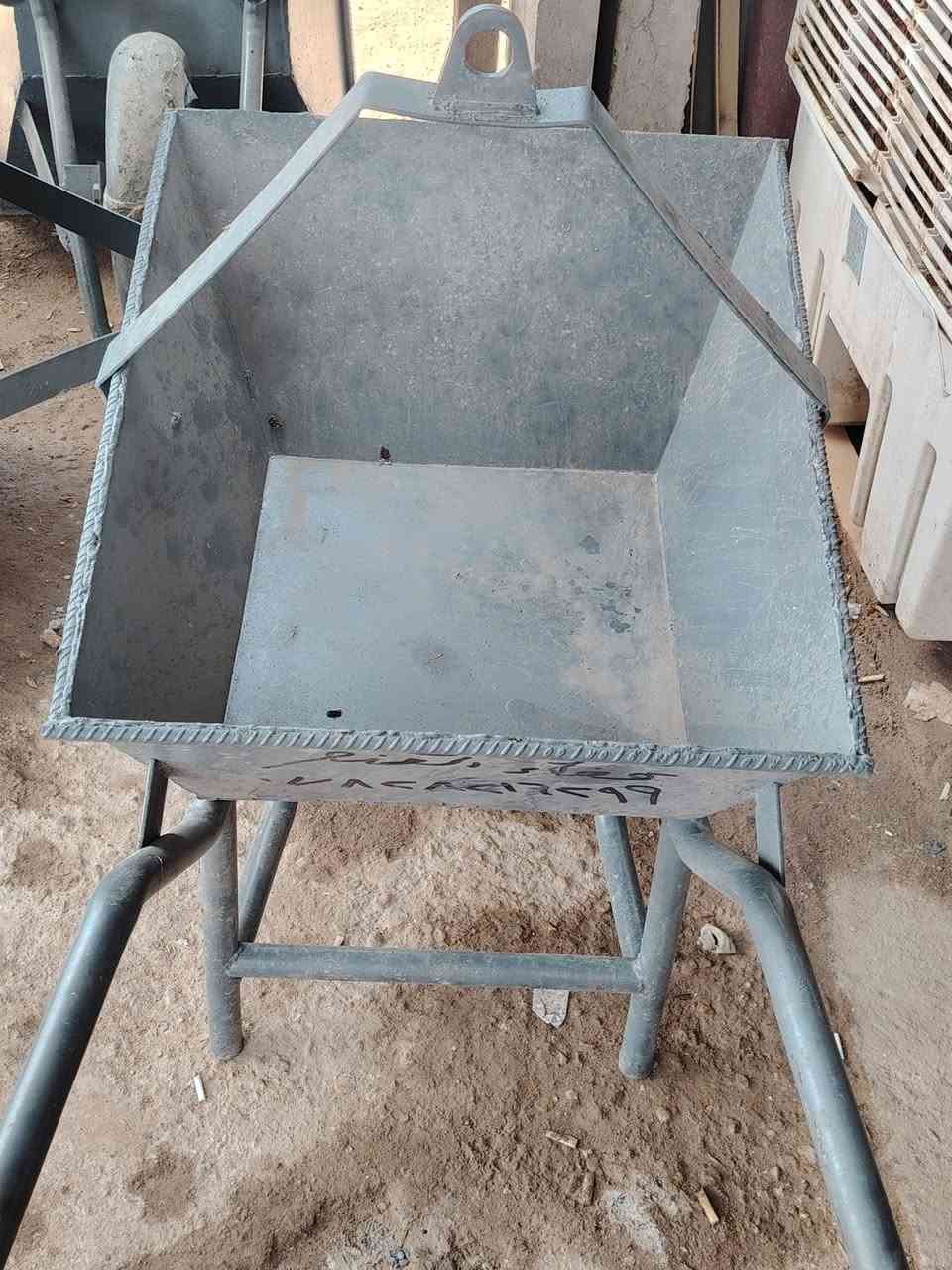 عرباين عمل وعرباين ونج للبيع

***********
