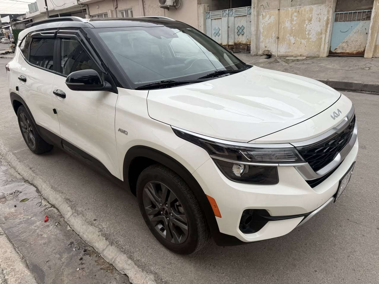 كيا سليتوس 2023 وارد امريكي تو كلر
✅ مواصفات السياره 
- فور ويل
- بصمة دخول ذكي
- فول تحكم ستيرن
- كاميره خلفيه
- اشاير بالمري
- رادار تحذير نقطه عمياء
- نظام قياده ذاتيه
- قطعتين تبريد
- تدفئة كشنات
- شاشه كبيره
- نظام اطفاء ذاتي
- محرك 2000 دوش
- ويل كب 17 
- ليد نهاري ليد خلفي
- تحديد سرعه ومسار
- صور الضرر مرفقه
- ماشيه 44 الف ميل
السعر 165 ورقه وبيها مجال
للتفاصيل اكثر التواصل ع خاص


**إذا كنت صاحب هذا الإعلان وتريد حذفه لأي سبب، رجاءا أرسل رسالة إلى الدعم الفني**