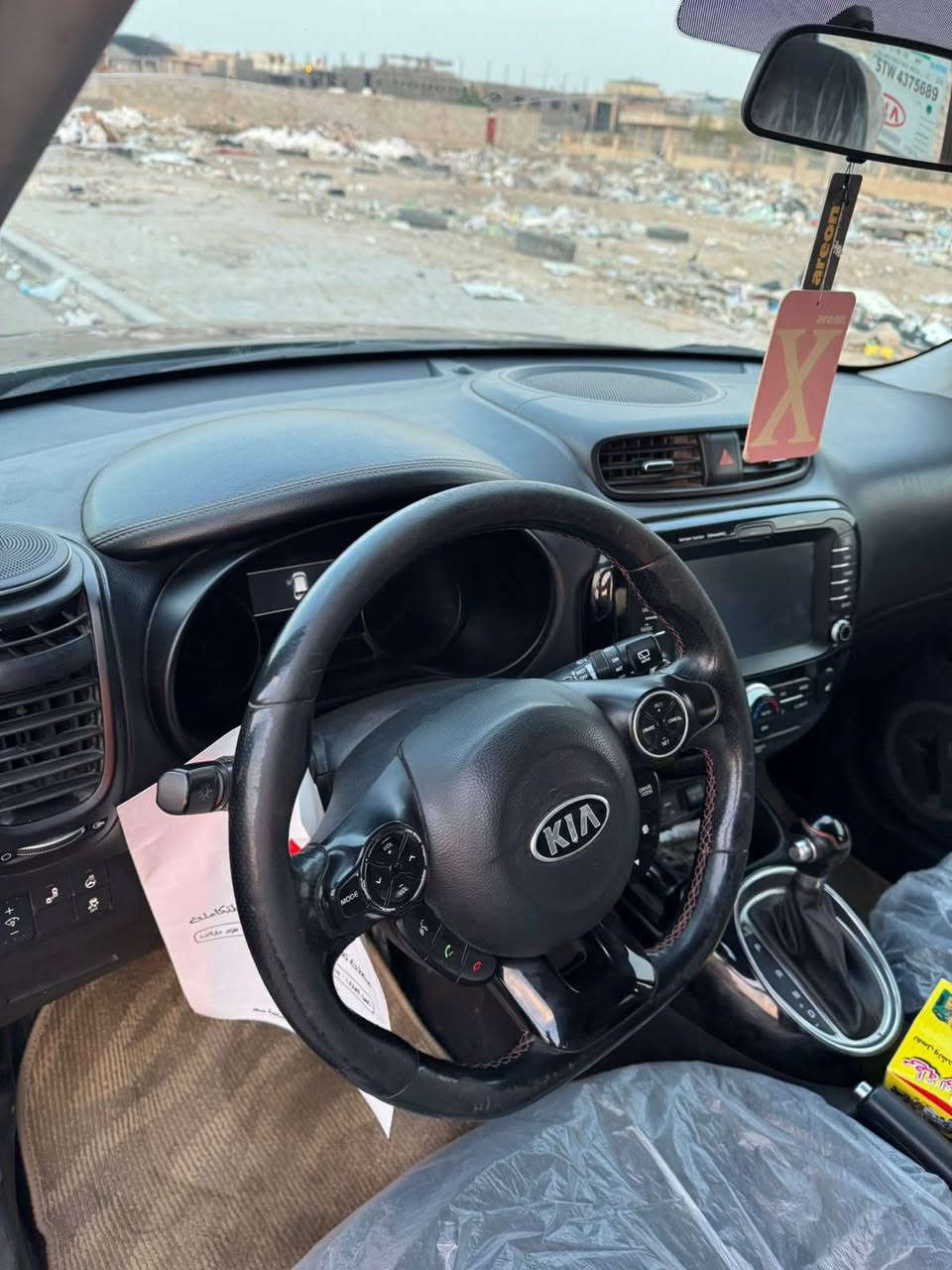 سلام عليكم البيع صول مديل 2017رقم اربيل تحويلاو وكالة جهازة حادث جاملغ امامي ولهلال جاملغ خلفي سيارة جهازة ما بيها نقص برغي محرك مير حدادية ماشية90الف حقيقي استخدام بيت احلة من صور فول عدة فتحة مكاني البصرة 
السعر103شي بسيط الشراي خوان شراب ينتصل 
رقمي *********** البصرة, العراق
