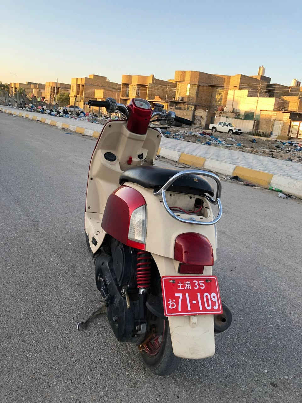 ماكس بوليسي  50 بلاد ما نقصها شي ( نكراه سلف ) وشغاله من طول للطول كلها كهربائيات  لايت اشاير سكن دشبول  ( مفتوحه ولفات ناعمه ناعمه خرسه دراجه نهضه شك الكاع ومعدل ) لا تبخر ولا تنقص دهن  مكاني ناصريه المركز  شراي تصل ***********
