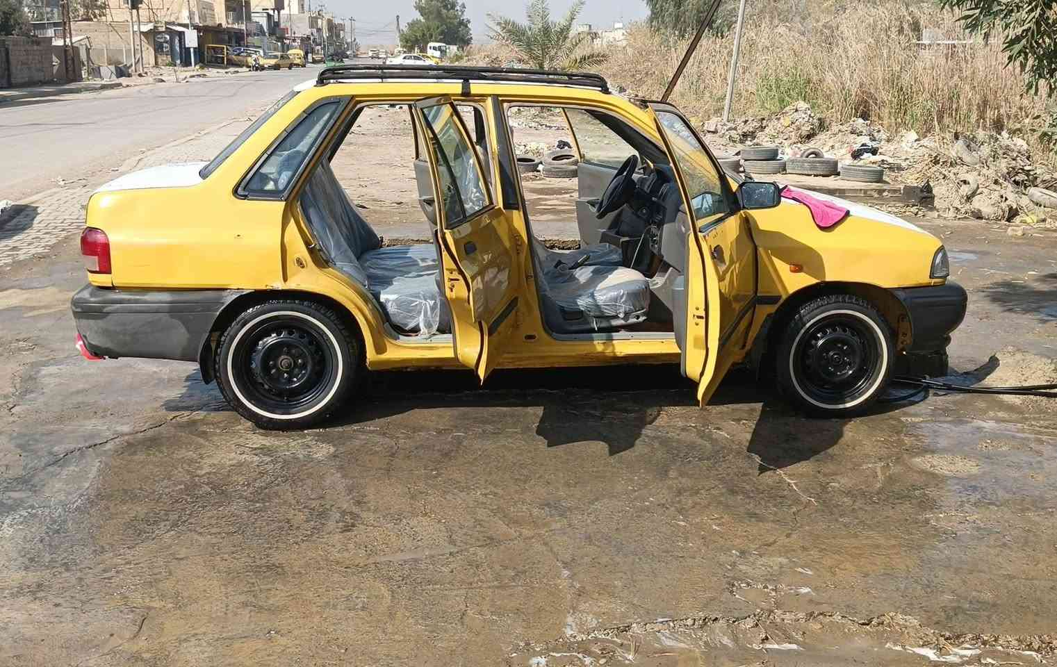 سايبا 2013 بأسمي سنوية ولوحات جدد البارحة ستلمتهن ل 2031 يعني مصفرة هيئة وغرامات تحويل نفس اليوم 
محرك وكير مكفولات كهربائيات شغالة بيه تبديل باب السائق فقط  مشط ستيرن جديد حدادية جديدة تخم تاير جديد غرفته جديدة منظومة تبريد العام شديته تتفئة شغالة سيارة مال جناي ترايك وين متريد شراي يجي يشوفه ويدلل السعر 29 مكان بغداد قرب جزيرة بغداد السياحية ***********
