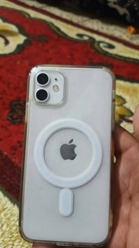 آيفون ١١ • ١٢٨ جيجا • بطارية ٧٧٪