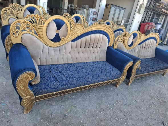 تخم مستعمل 10نفر كلش نضيف ومرتب خشب قوي وسفنج ضغط وسعر حلو ومناسب الحمزة الغربي واكو ل***********
