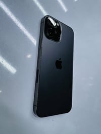 ايفون ١٣ برو ماكس • ٢٥٦ • بطاريه ٧٧