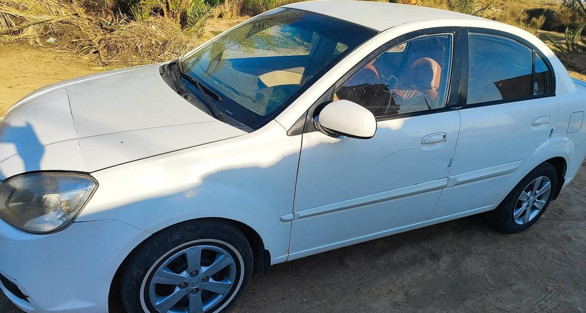 سلام عليكم كيه ريو 12للبيع مكينه جديده كير مكينه تبريد حداديه كله جديد رقم نجف 28سعر 87بي مجال  ضرر جاملغ بدل ورش صبغ بنيد مكان سماوه  ،***********
