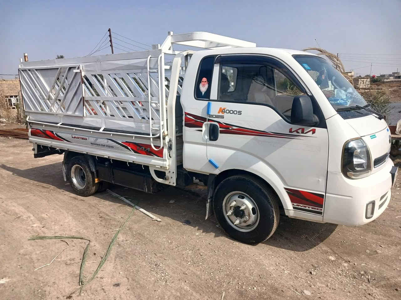 سلام عليكم
سياره كيه فحل موديل 2021   ارقام انكليزي  تانكي ١٢٠   تايرات محور  محجر سياره جاهز لشغل كامله مكمله( سعر 165 وبيه مجال شراي يخابرني عنواني بصره***********

***********
