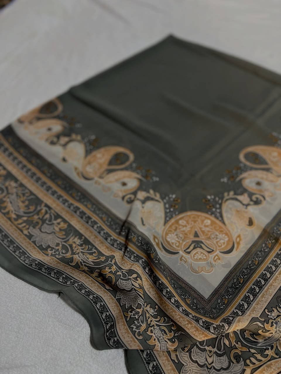 نوادر 🌸
نعومة… براءة… وأناقة ✨🤍


**إذا كنت صاحب هذا الإعلان وتريد حذفه لأي سبب، رجاءا أرسل رسالة إلى الدعم الفني**