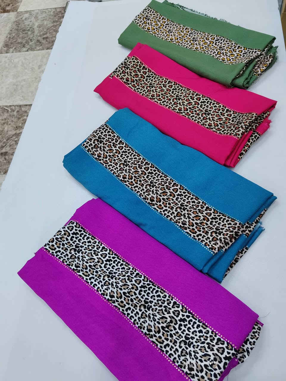 جمله....  مفرد.  بالقطع
   بسم الله وعلى بركة الله بدئنا موسم الصيفي           
         
💥  كشمير ايطالي سلين الشمالي💥. 

              💥سعر القطعه 4500فقط 💥
             
       🚛    خدمت توصيل 5 جميع المحافضات 🚖
👗 العنوان كركوك/ القادسية شارع ابو وليد للطلب او

 للاستفسار مراسلة الصفحة او الاتصال بالرقم
 ***********.واتساب  يوجد🚖🚕  خدمت 🚁توصيل للطلبات كركوك وجميع المحافضات🚁🚁🚁🚁 تابعونا ليصلكم كل جديد من اقمشة عماد للسيدات https://www.facebook.com/     أقمشة-عماد-للسيدات-630320650660786
