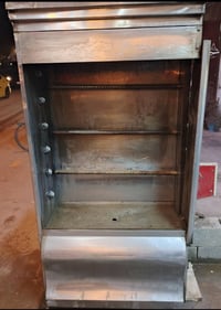 شوايه دجاج للبيع مكان الشرطه الخامسه 07775693800