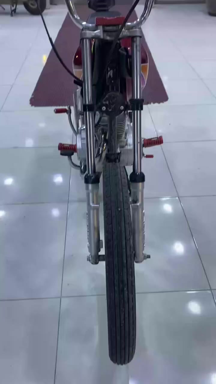 السلام عليكم دراجه هوندا محرك موديل 25 جديد ما مفتوح كبس سعر 450 وبي مجال واللي يحب يت اللي ***********يحب ينتصر هذا الرقم وهذا خاص
