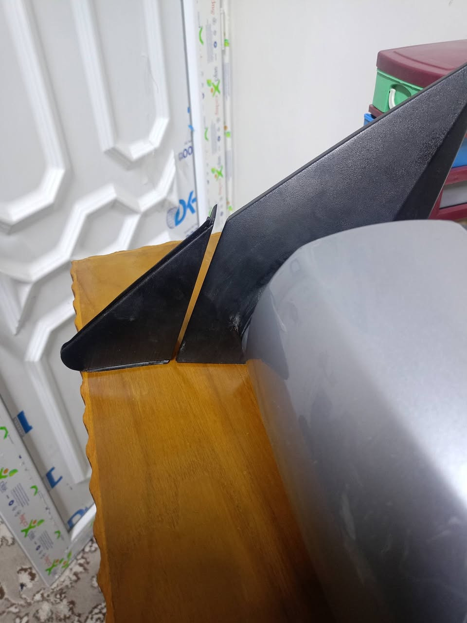 اغراض حاويه جدد اتصل او خاص 
يوجد توصيل لجميع المحافضات 
***********
