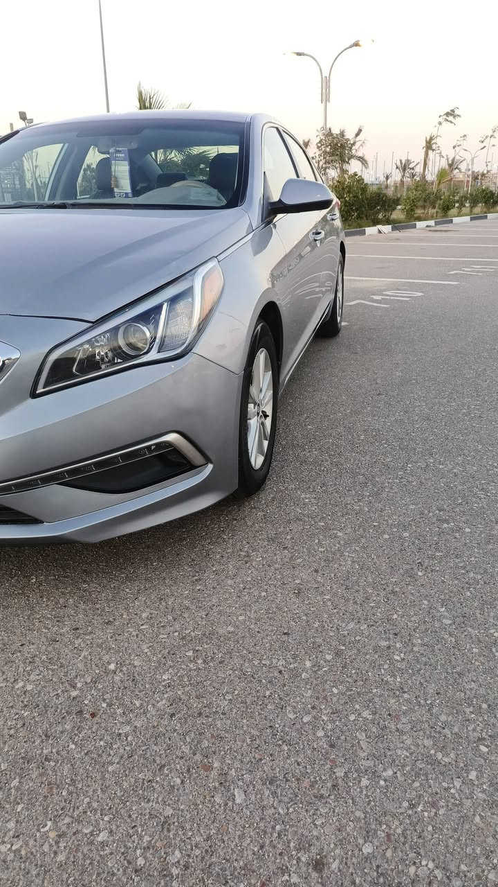 سلام عليكم
سوناتا موديل 2015 وارد امريكي ضررها كلش بسيط وحلو  بجم طرف جاملغلات وطرف البنيد شرط بس من خارج ما عابر للدواخل كفاله لغد و شاصي والباقي كفاله مكينه 2400 مفتوحه رواجز بس لا تنقيص ولا تبخير جاهزه سياره تدفه تبريد حداديه طخم تاير سياره 1/1 رقم بصره بسمي سنويه لل2030 
سعر / 115 وبيها مجال 
عنوان بصره
***********
