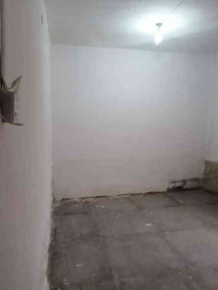 دار للايجار

التأميم /2 قرب فلكة الجمعية مقابل مستشفى الحسين كاملة الخدمات من مدارس ابتدائي ومتوسطة واعدادية وتبليط ومجاري والخ يحتوي غرفتين نوم واستقبال وهول ومطبخ وصحيات داخلية وخارجية وخط مولد وماطور ماء وخزان 1000 لتر مع كراج سياره مساحة البيت 200م وسعر الايجار 350000 الف للاستفسار  ***********
