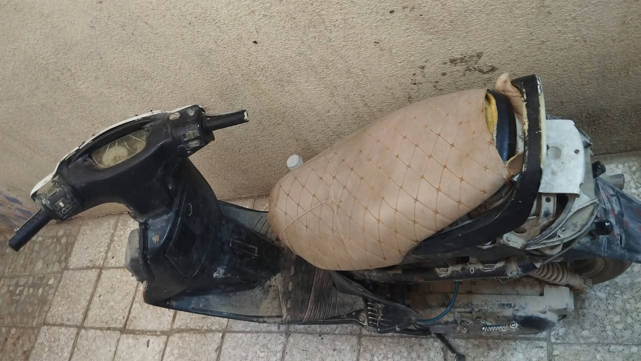 فراشه فحل البيع كوم حديد اببع طافيه تجي تاخذه طافيه متشتغل السعر 175او بيه مجال


**إذا كنت صاحب هذا الإعلان وتريد حذفه لأي سبب، رجاءا أرسل رسالة إلى الدعم الفني**
