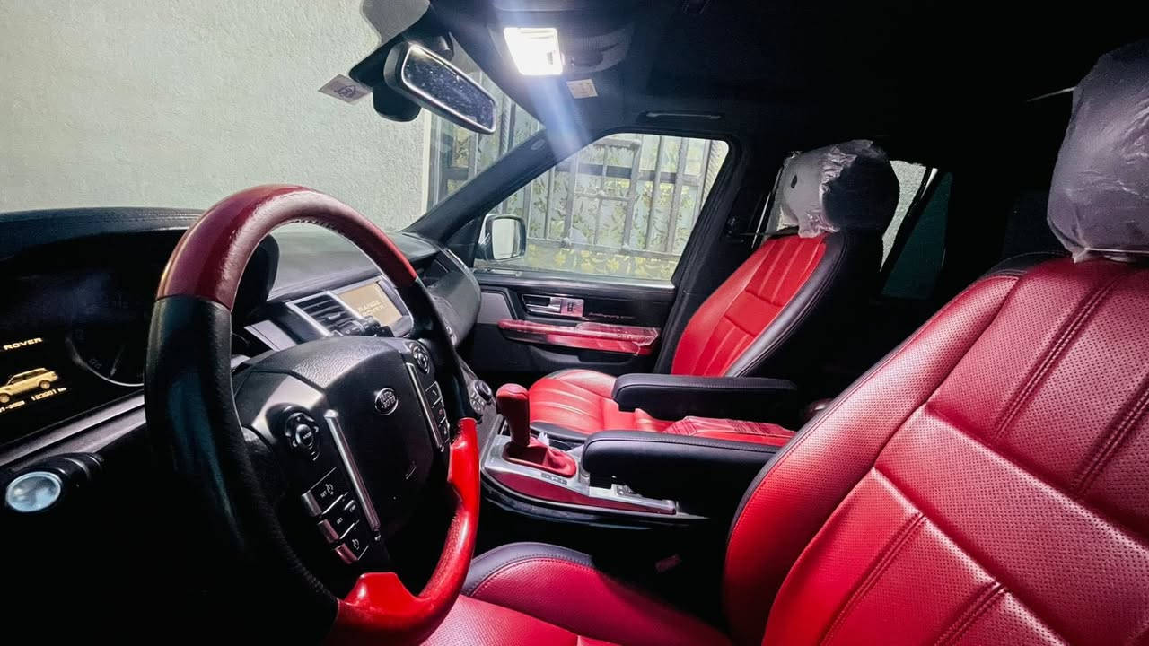 السعر ب140
رانج روفر نظيفة بمعنى الكلمة

 موديل 2012 خليجية 
فول مواصفات مكينة 8 سلندر سوبر جارج 

مكان البصرة 
***********
