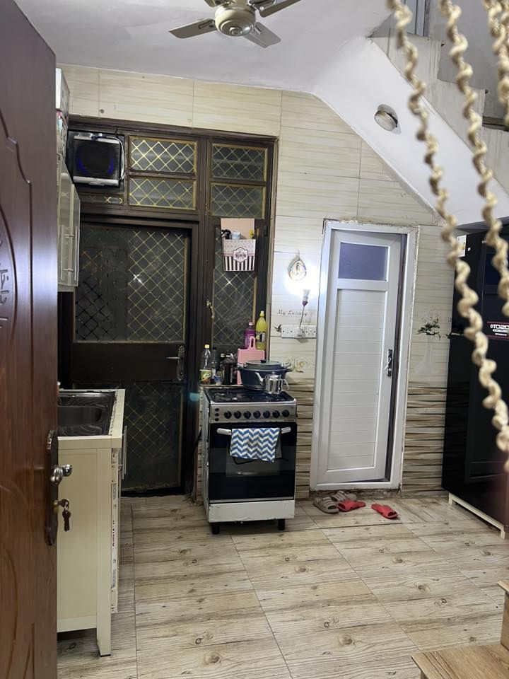 السلام عليكم
بيت زراعي50متر طابق ونص للبيع العنوان ابو دشير شارع السنافر قرب اسواق السيد للأستفسار ***********/***********
