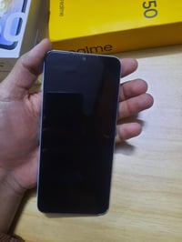 مستخدمه • ضمان • شاشات مفطورة