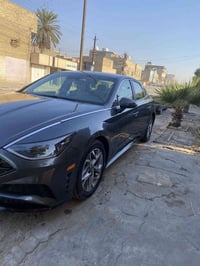 من رخصة الادمن  سوناتا للبيع موديل 2023  بدون ايرباك لون فيلي  نص فول ...