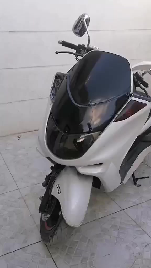 دراجه ماجستا ماي كراند 250 منفيس بس عيب بيه انو السلف محترك بيع او مرواس


**إذا كنت صاحب هذا الإعلان وتريد حذفه لأي سبب، رجاءا أرسل رسالة إلى الدعم الفني**