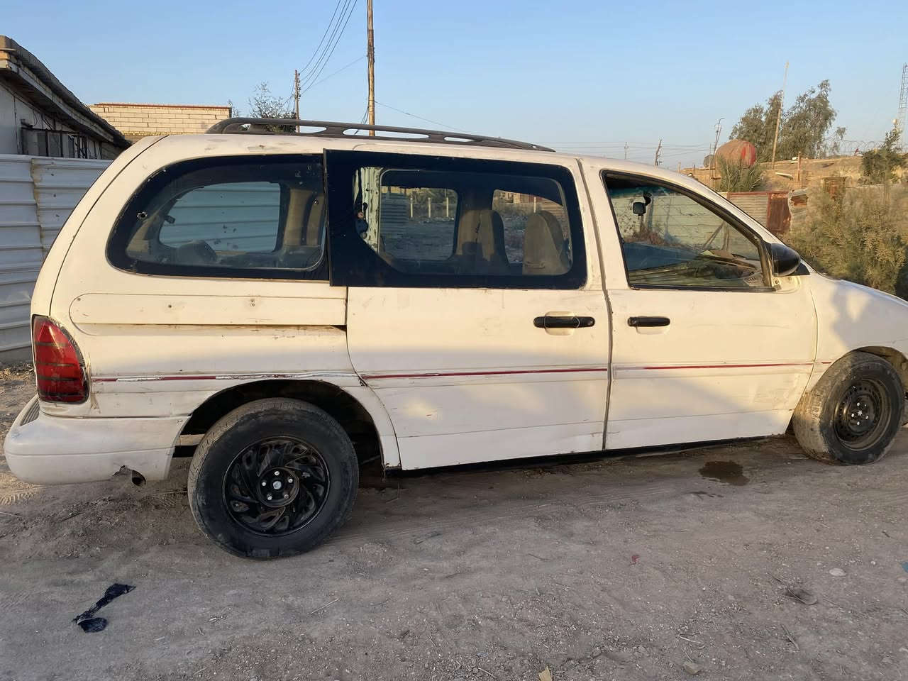 فورد وند ستار رقم كربلاء الماني موديل 96 محور مكينه وگير كامري ام الجف مشروطات السياره نضيفه نقصها فقط بور صاحبها ما اندله اتعهد سرقة وطلب 
السعر 18 وترهم مراوس بسياره خصوصي 
***********
