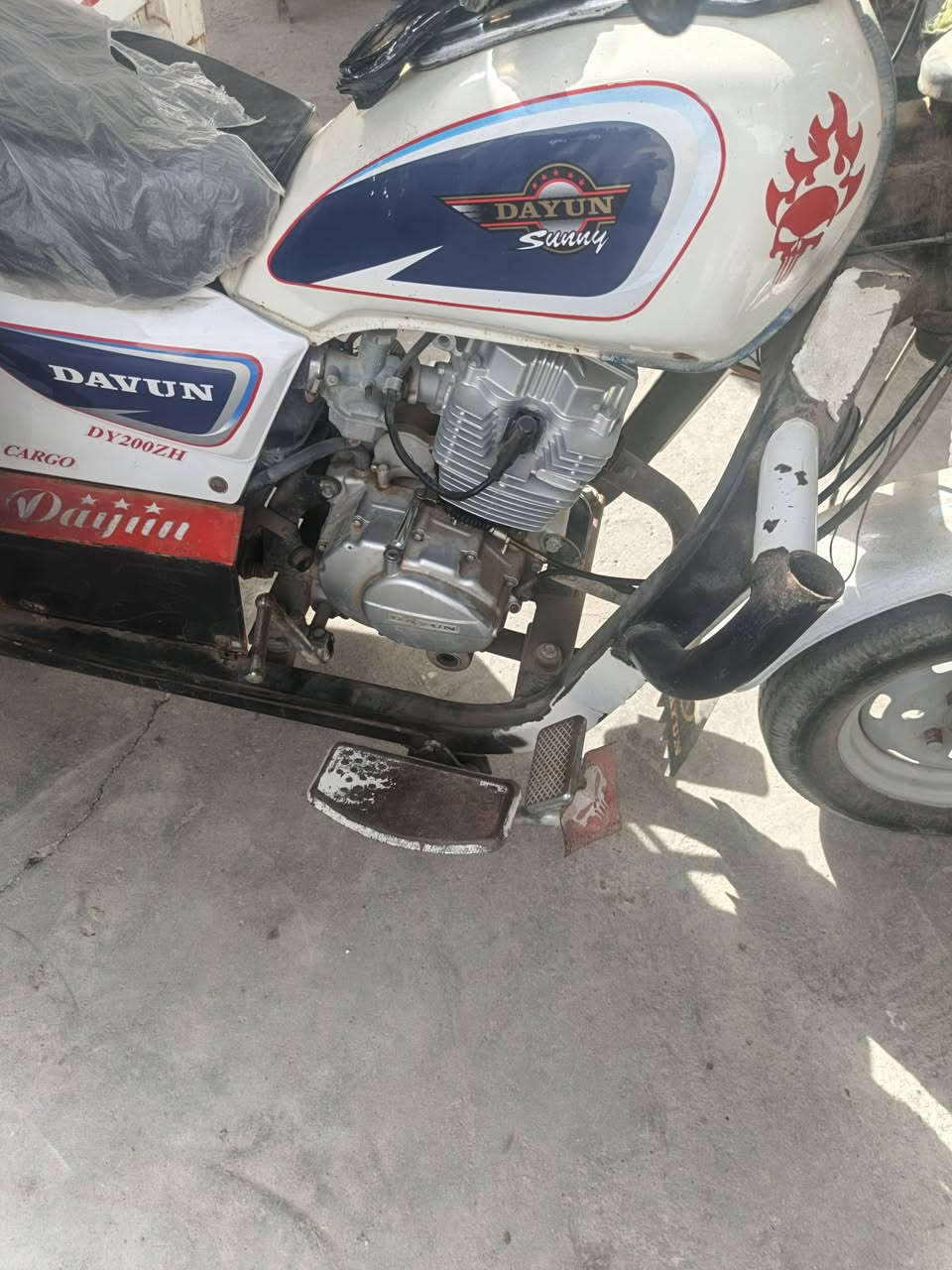 السلام عليك ستوته للبيع مدير ١٩ بشهر ٨ أوراق أصولي مجمع الكرار الستوته بس كلجات السعر ١٩٠٠  الستوته على وضعها مامعمره للاستفسار ***********
