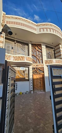 اعلان ●○● للبيع   بيت مساحه 《١٥٠ متر 》سنه البناء 《٢٠١٣》 الواجه 《٧.٥  م...