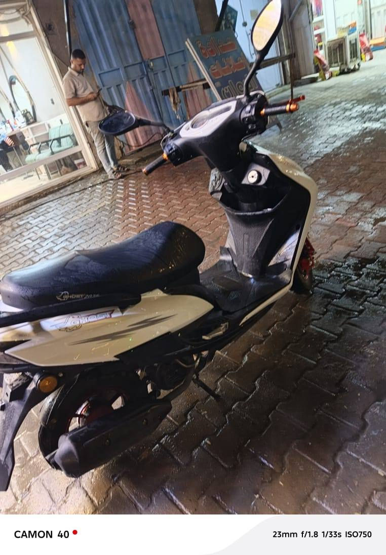 سكنس موديل 2025 شهر العاشر  

 مصار هواي من طلعتها من المعرض وعندي وصل بتاريخ خروجها من  المعرض.   ماخذها واحد وربع. اريدها  ب 850 وبيها مجال قليل    متوازي على بيعتها. 

 ***********
