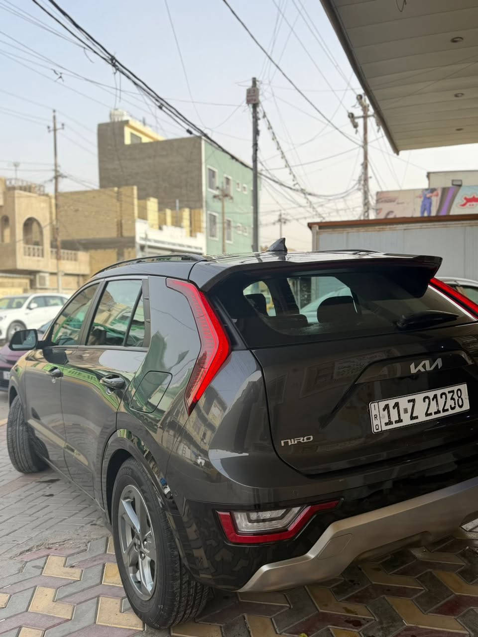 السلام عليكم السياره كلييين تايتل
كيا نيرو 2024 هايبرد بانزين 
فئة الEV فول مواصفات عدى البانوراما
كراسي كهرباء
تدفئة تبريد
شاشة جبيرة متصلة دجتل
رادار امامي جانبي 
اوتو هولد 
توقف ذاتي 
صندوك كهرباء 
بصمة ومنافذ شحن تايبسي خلفية
كفالة السياره من لطول لطول مناقصها برغي رقم وهزه جدد قبل شهر سويتهن
سعر 168 
مكاني الدوره 
***********
