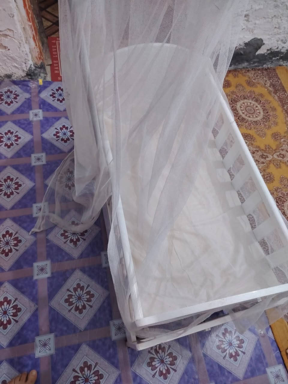 كاروك مع دوشك ب45 مع توصيل داخل سوق وذا انته تجي تاخذه ب40 مكاني حي العسكري 
*********** واتساب
