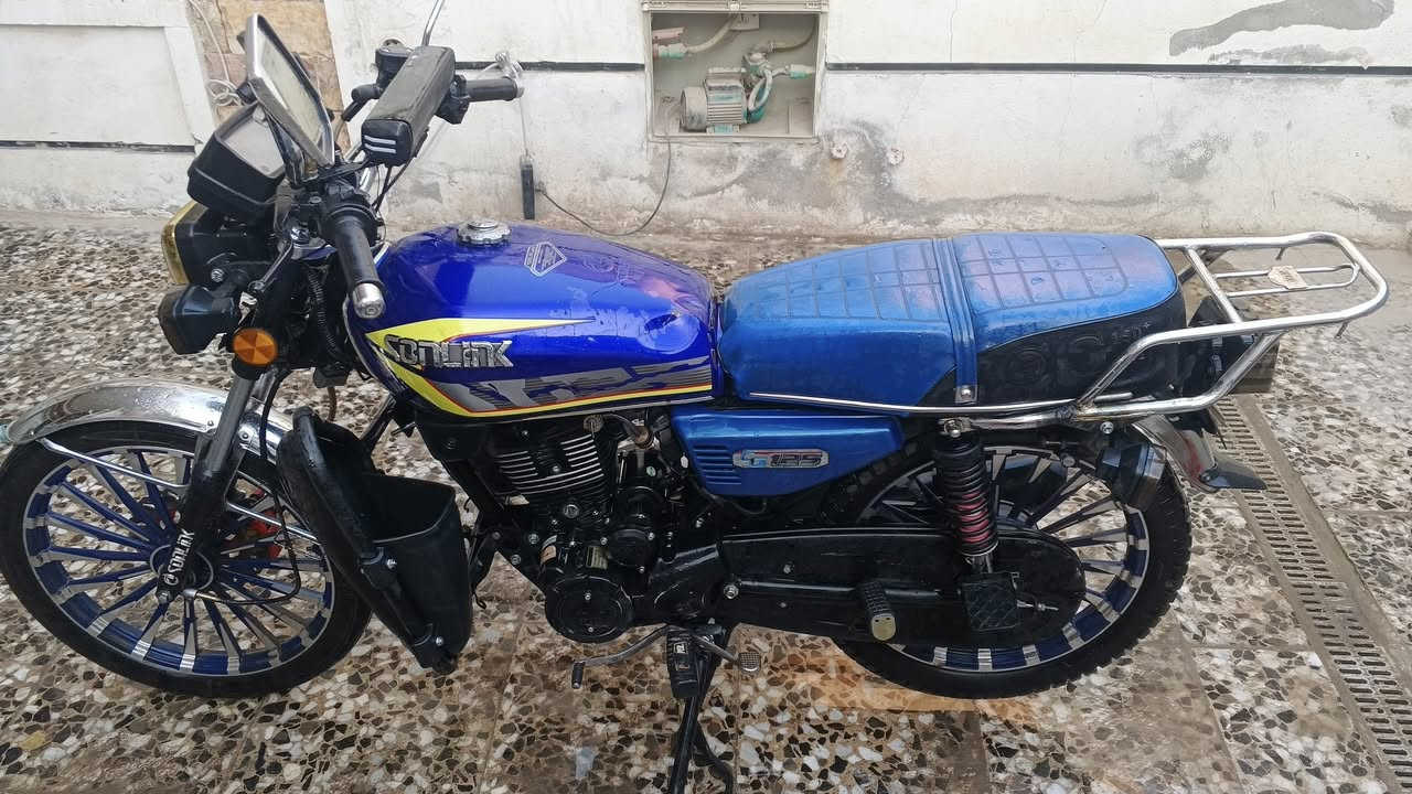 سلام عليكم دراجه سيفان 5 كير مديل 2024 
مكينه مكفوله 
للاستفسار ***********
