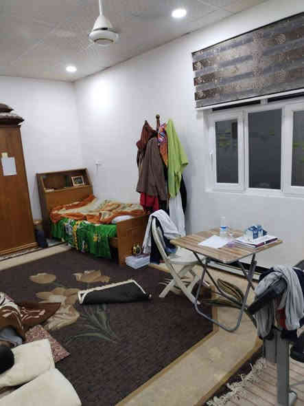 للبيع ١٠٠م طابقين كونكريت مسلح مربعه شارع ١٥م اوساحه حي الوفاء منطقة اساتذه ثانيه السعر ١٦٥مليون مع مجال ***********مكتب بركات ام البنين العقاريه حي الوفاء مقابل جامعه مقابل مول سنتر بغداد
