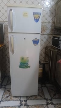 ثلاجه للبيع شرط الشغل السعر 125 وبي مجال المكان حي العروبة اتصال على ر...