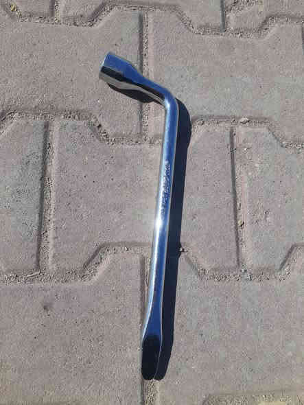 غراض لبيع  ميسان  زيوت  قرب  محطه    ***********
