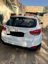 توسان لل بيع موديل ٢٠١٥ سياره خير من الله مكفوله كفاله عامه السياره بس...