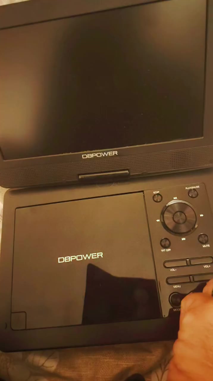 السلام عليكم dvd  جديد لوك شاشه دواره منفذ av in +out يتحور فايندر مليون بل ميه سعر ٥٠ الف


**إذا كنت صاحب هذا الإعلان وتريد حذفه لأي سبب، رجاءا أرسل رسالة إلى الدعم الفني**