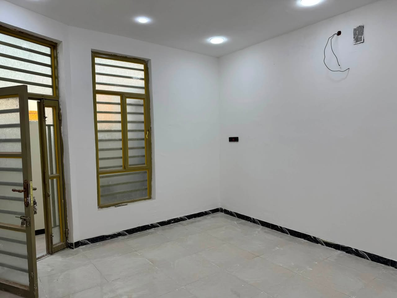 بيت للبيع 125 في جمعيات حجي حسن الثانيه بناء حديث الاستفسار اتصل ***********
