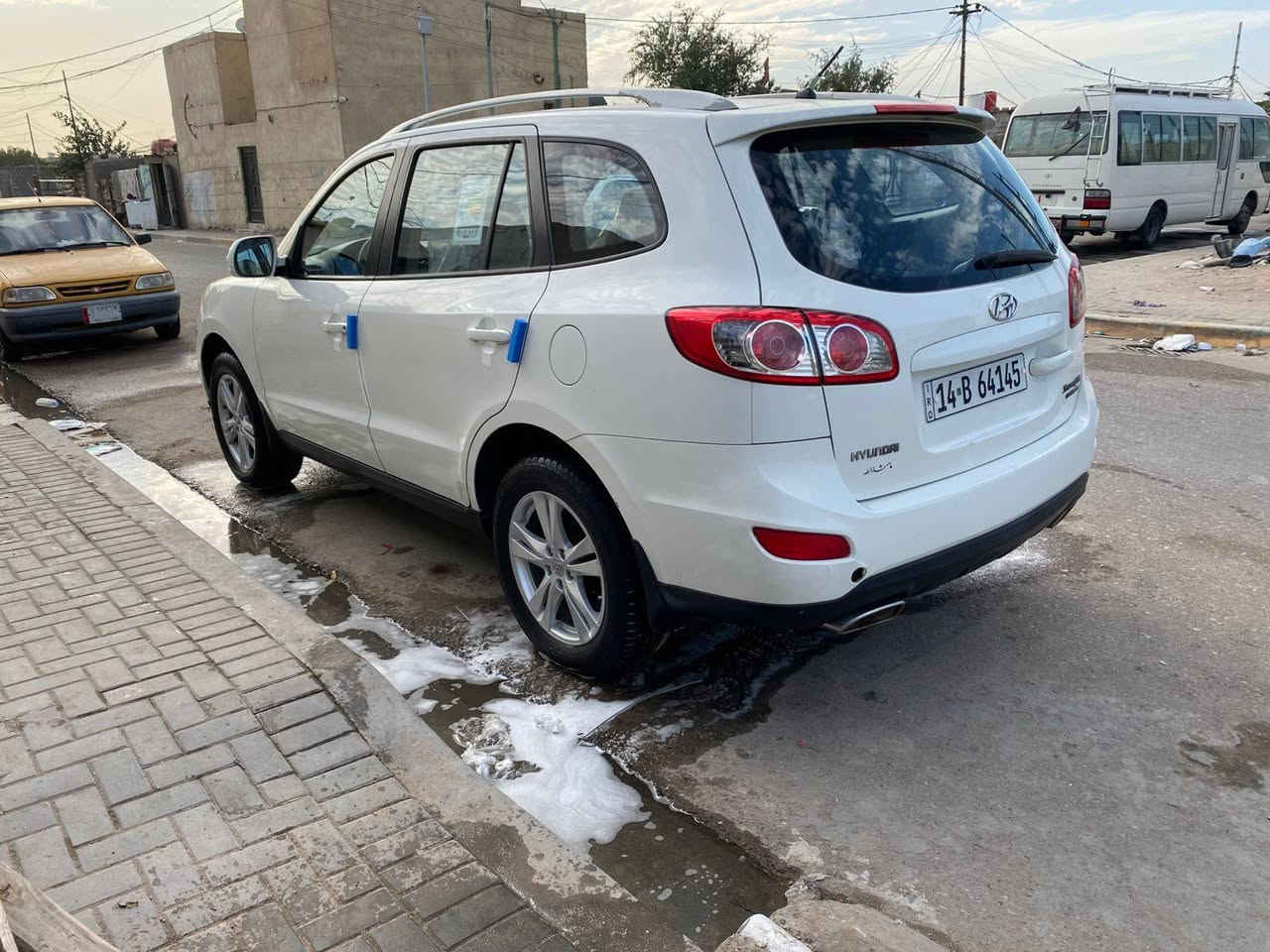 السلام عليكم للبيع فقط
سنتافي مديل 12خليجي مكفول من الظربه والصبغ والتبديل الحقيقه احله من الصور محرك 6سلندر 7راكب السياره استخدام موظف اخت الزيرو تبريد 3قطع مشي السياره حقيقي ع الفحص 160
سبير منازل وكشنات وداخل اخت الزيرو ع وضع الشركه  رقم دوله وسنويه وهزه جديده العنوان القبله السعر 165 استفسار *********** البصرة, العراق
