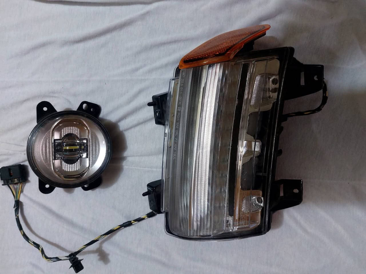 تحياتي للأخ مسؤول الكروب ادوات سياره جيب لانكلر  للبيع
***********

***********
