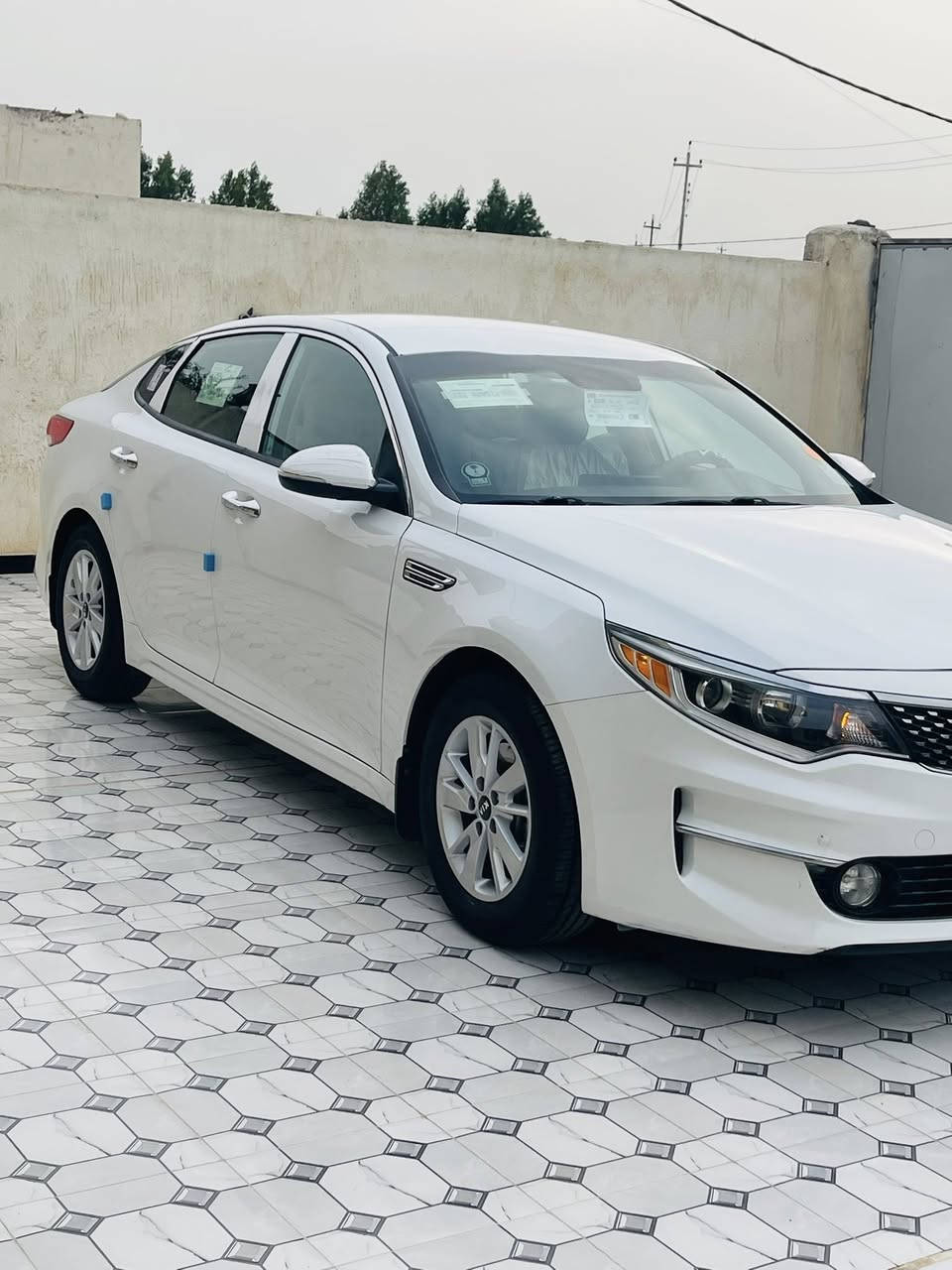 السلام عليكم كيا اوبتيما موديل 2016
تبديل بنيد وجاملغ صليات شرط 

 مكينه كير حداديه 

تخم تاير تبريد شغال ماشيه 100

داخل صاج

موصفات تحكم ستيرن 

كامره دواره حساس خلفي 

رادار تحديد مسار 

مثبت سرعه وبيه موصفات 

لاستفسار***********

مكان سياره ناصريه

السعر 128 وبيه مجال
